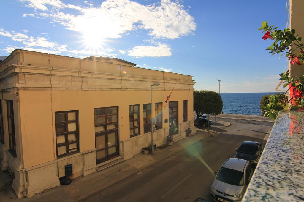 Guest House Lenny Rooms Zadar Bagian luar foto