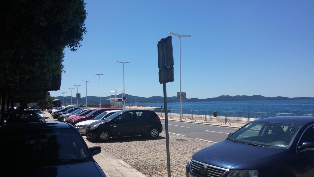 Guest House Lenny Rooms Zadar Bagian luar foto