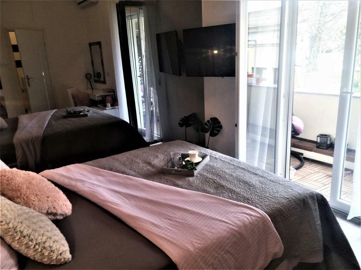 Guest House Lenny Rooms Zadar Bagian luar foto