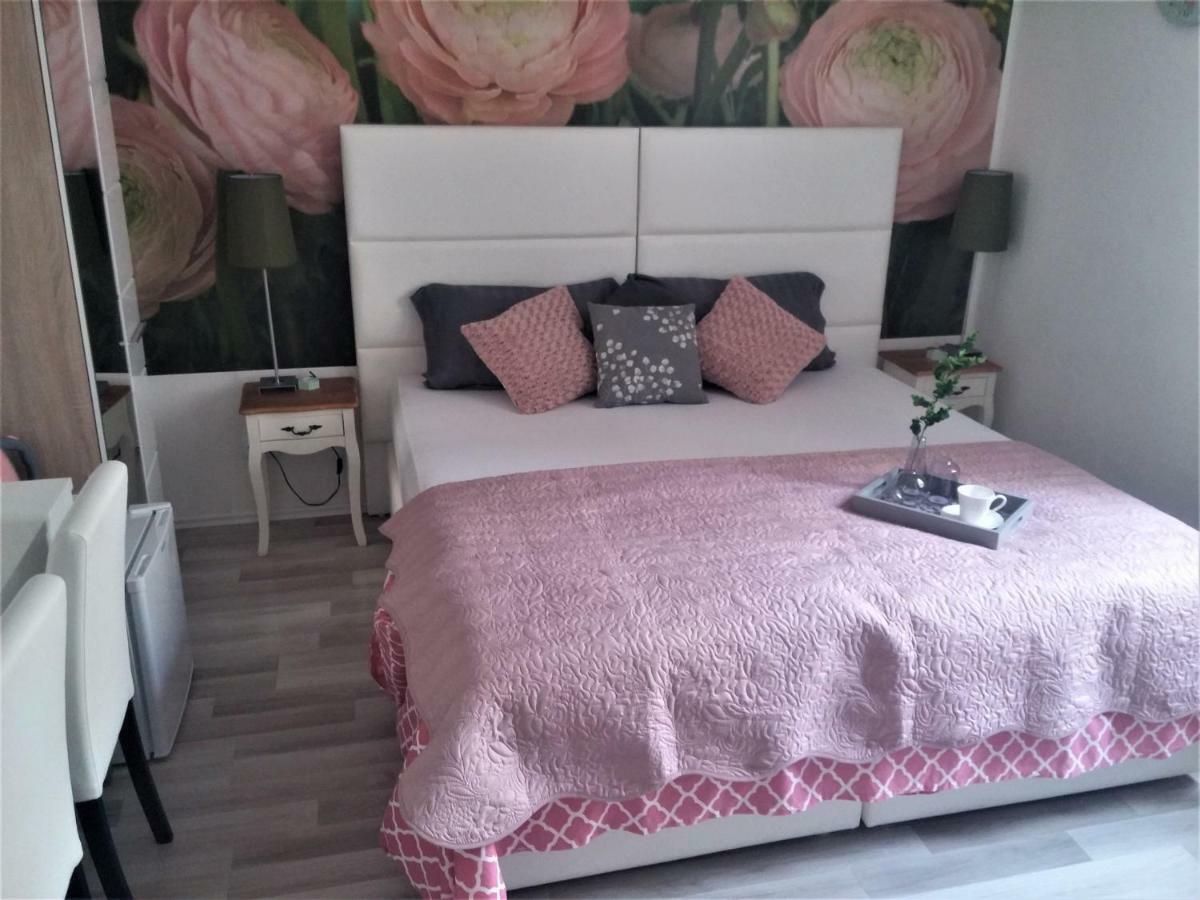Guest House Lenny Rooms Zadar Bagian luar foto